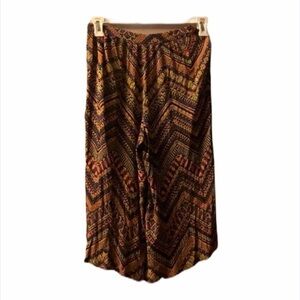 Forever 21 XS culottes pants with zipper …